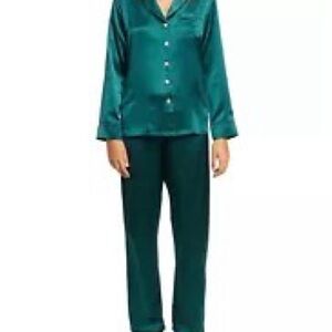 Emerald Green Satin Pajama Set size M